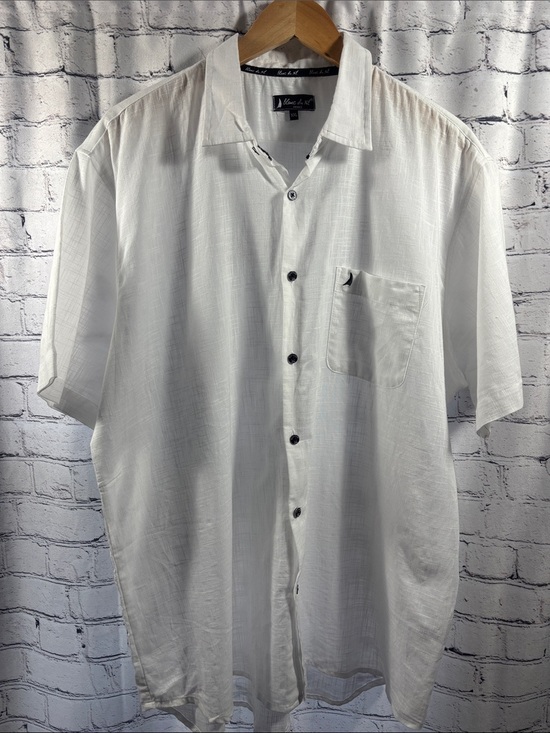 .Blanc du Nil Other - Men's White Short-Sleeve Cotton Casual Button-Down Shirt by Blanc du Nil